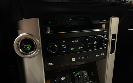 Toyota Land Cruiser Prado 150 рестайлинг 2, 2010 год, 2 700 000 рублей, 13 фотография