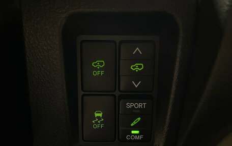Toyota Land Cruiser Prado 150 рестайлинг 2, 2010 год, 2 700 000 рублей, 16 фотография