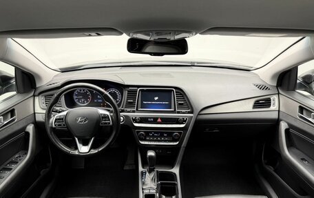 Hyundai Sonata VII, 2019 год, 1 624 000 рублей, 18 фотография