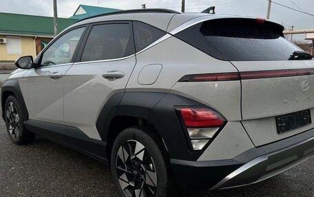 Hyundai Kona, 2023 год, 2 250 000 рублей, 5 фотография