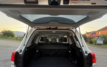 Toyota Land Cruiser 200, 2018 год, 6 750 000 рублей, 11 фотография