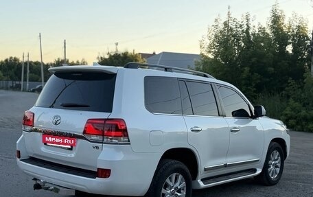 Toyota Land Cruiser 200, 2018 год, 6 750 000 рублей, 22 фотография