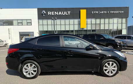 Hyundai Solaris II рестайлинг, 2013 год, 815 000 рублей, 5 фотография