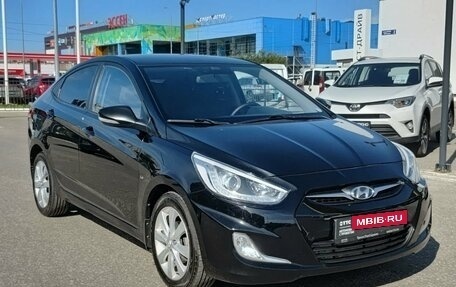 Hyundai Solaris II рестайлинг, 2013 год, 815 000 рублей, 3 фотография