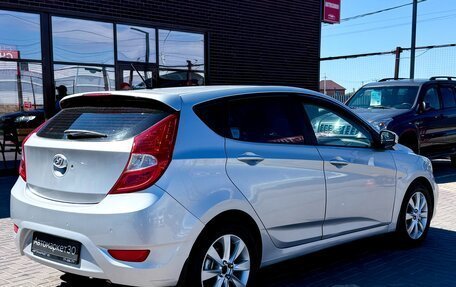 Hyundai Solaris II рестайлинг, 2011 год, 899 990 рублей, 6 фотография
