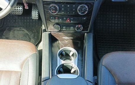 Mercedes-Benz GL-Класс, 2012 год, 1 999 000 рублей, 14 фотография