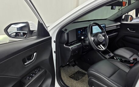 Hyundai Kona, 2023 год, 1 820 000 рублей, 10 фотография