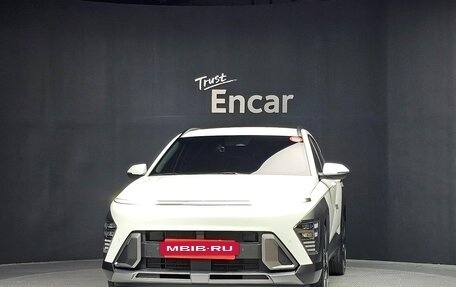 Hyundai Kona, 2023 год, 1 820 000 рублей, 3 фотография