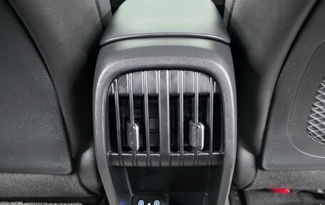 Hyundai Kona, 2023 год, 1 820 000 рублей, 19 фотография