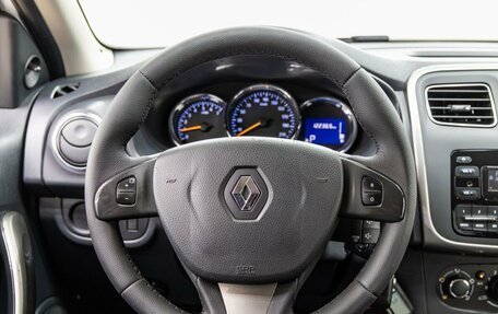 Renault Logan II, 2017 год, 888 000 рублей, 16 фотография