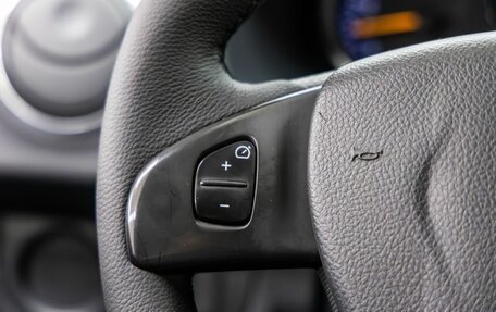 Renault Logan II, 2017 год, 888 000 рублей, 18 фотография