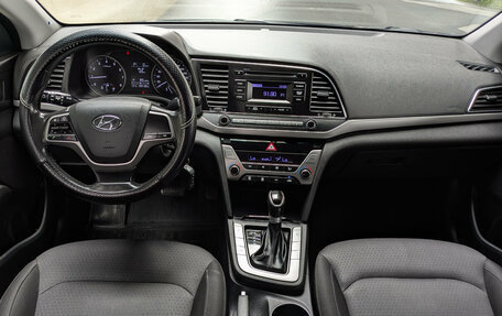 Hyundai Elantra VI рестайлинг, 2018 год, 1 154 900 рублей, 10 фотография
