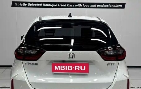 Honda Fit, 2023 год, 1 340 000 рублей, 6 фотография