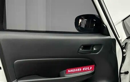 Honda Fit, 2023 год, 1 340 000 рублей, 13 фотография
