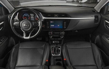 KIA Rio IV, 2021 год, 1 599 000 рублей, 8 фотография