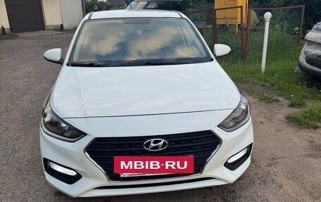 Hyundai Solaris II рестайлинг, 2018 год, 1 120 000 рублей, 3 фотография