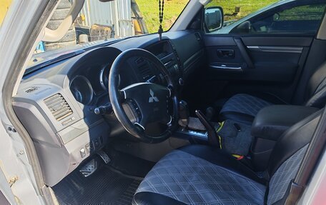 Mitsubishi Pajero IV, 2012 год, 1 900 000 рублей, 7 фотография