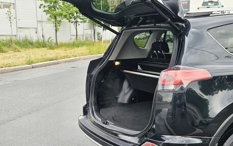 Toyota RAV4, 2016 год, 2 300 000 рублей, 8 фотография