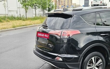Toyota RAV4, 2016 год, 2 300 000 рублей, 7 фотография
