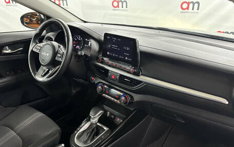 KIA Cerato IV, 2022 год, 2 199 000 рублей, 12 фотография