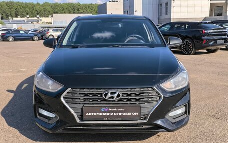 Hyundai Solaris II рестайлинг, 2017 год, 999 000 рублей, 2 фотография