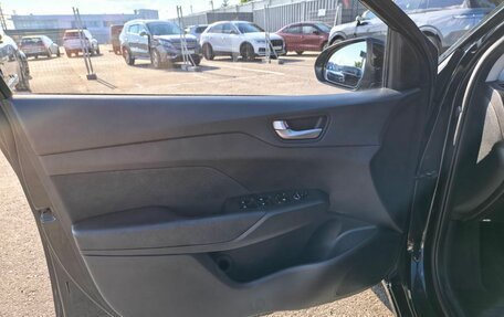 Hyundai Solaris II рестайлинг, 2017 год, 999 000 рублей, 9 фотография