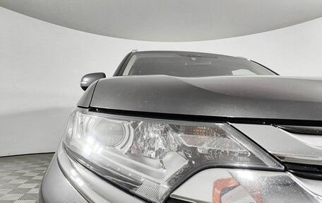 Mitsubishi Outlander III рестайлинг 3, 2016 год, 1 470 000 рублей, 19 фотография