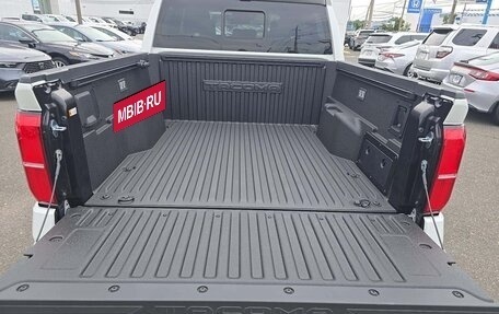 Toyota Tacoma, 2026 год, 8 120 000 рублей, 12 фотография