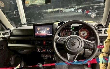 Suzuki Jimny, 2022 год, 1 600 000 рублей, 9 фотография