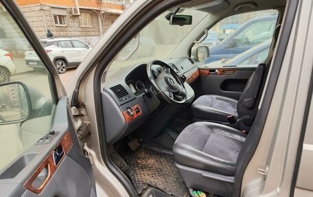 Volkswagen Multivan T5, 2011 год, 2 300 000 рублей, 9 фотография