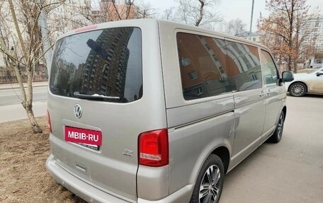 Volkswagen Multivan T5, 2011 год, 2 300 000 рублей, 5 фотография