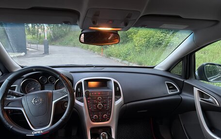 Opel Astra J, 2011 год, 550 000 рублей, 8 фотография