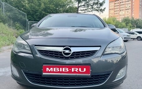 Opel Astra J, 2011 год, 550 000 рублей, 3 фотография