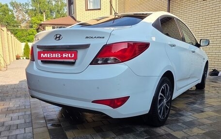 Hyundai Solaris II рестайлинг, 2015 год, 1 400 000 рублей, 3 фотография