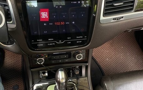 Volkswagen Touareg III, 2011 год, 1 693 459 рублей, 16 фотография