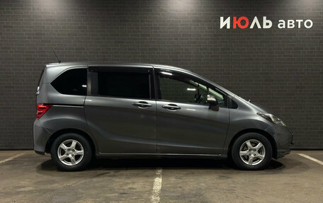 Honda Freed I, 2010 год, 1 030 000 рублей, 4 фотография
