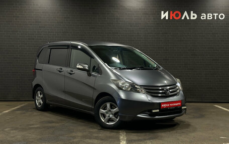 Honda Freed I, 2010 год, 1 030 000 рублей, 3 фотография