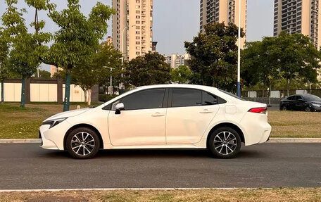 Toyota Corolla, 2024 год, 1 237 000 рублей, 4 фотография