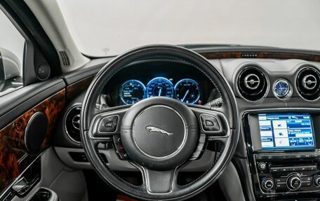 Jaguar XJ IV (X351), 2013 год, 2 500 000 рублей, 11 фотография