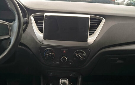 Hyundai Solaris II рестайлинг, 2019 год, 1 350 000 рублей, 19 фотография