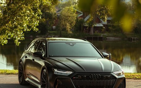 Audi RS 6, 2023 год, 17 300 000 рублей, 2 фотография