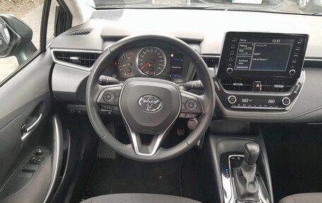 Toyota Corolla, 2022 год, 1 700 000 рублей, 5 фотография