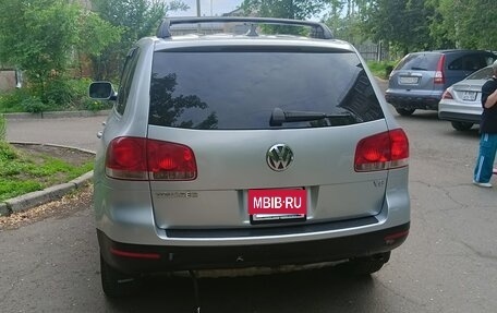 Volkswagen Touareg III, 2004 год, 650 000 рублей, 3 фотография