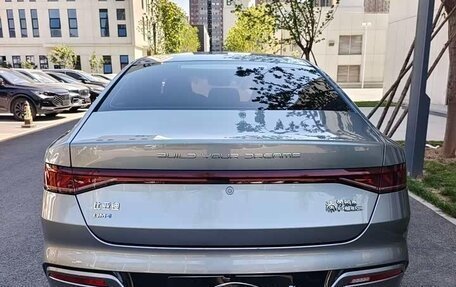 BYD Qin, 2023 год, 3 383 000 рублей, 4 фотография