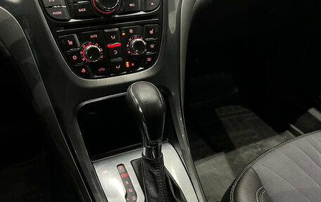 Opel Astra J, 2014 год, 749 000 рублей, 19 фотография