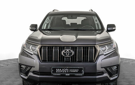 Toyota Land Cruiser Prado 150 рестайлинг 2, 2021 год, 6 700 000 рублей, 2 фотография
