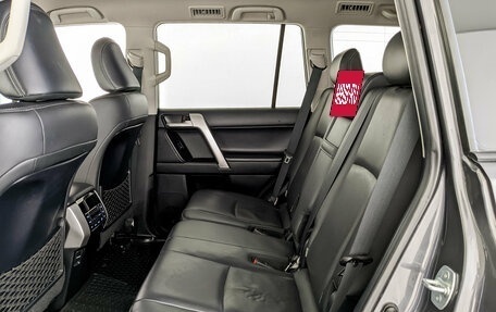 Toyota Land Cruiser Prado 150 рестайлинг 2, 2021 год, 6 700 000 рублей, 12 фотография