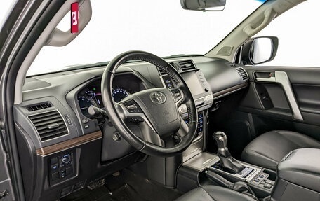 Toyota Land Cruiser Prado 150 рестайлинг 2, 2021 год, 6 700 000 рублей, 16 фотография