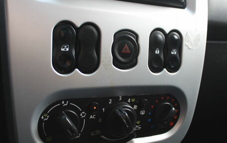 Renault Logan I, 2013 год, 379 000 рублей, 10 фотография