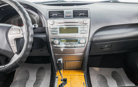 Toyota Camry, 2006 год, 999 000 рублей, 18 фотография